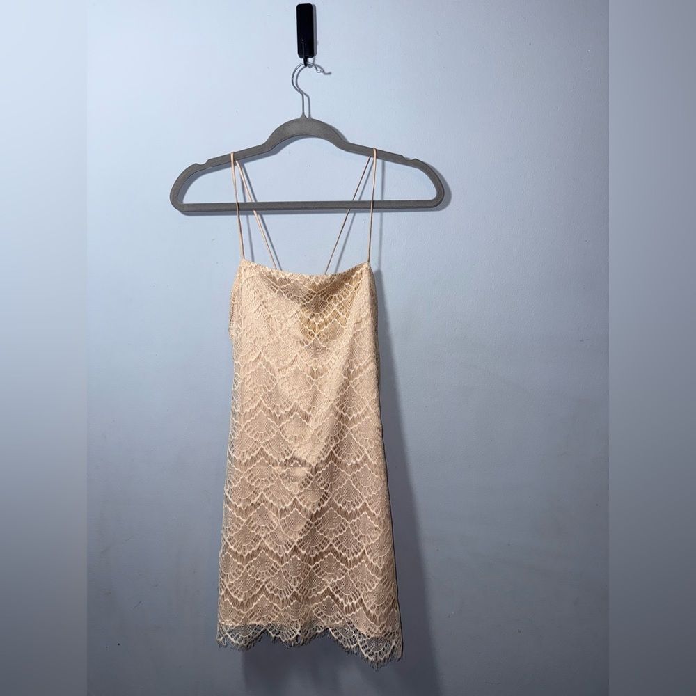 Lulu’s Womens Tan & Cream Lace Strappy romantic BOHO chic Mini Size Small EUC